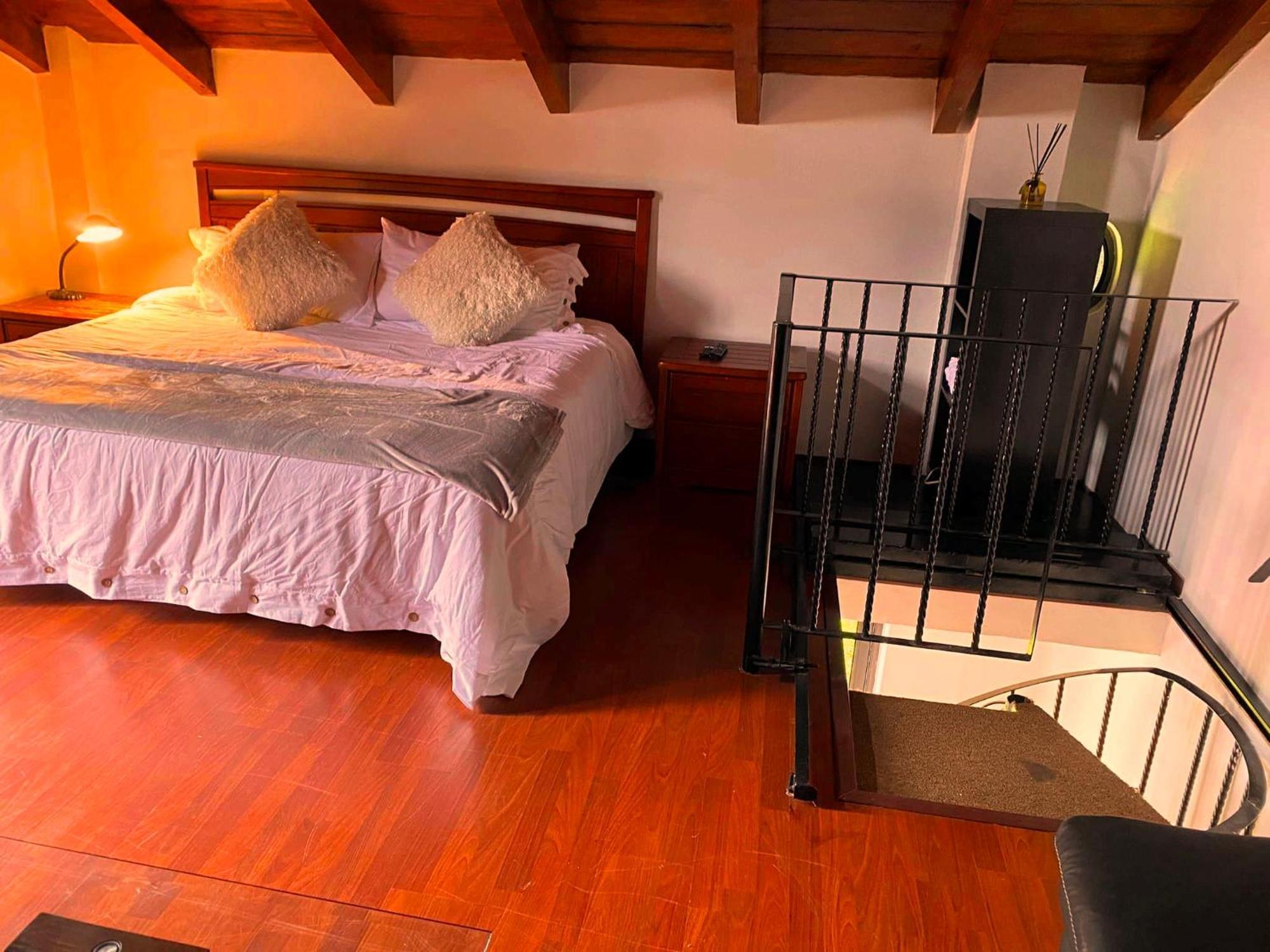 Campsite Tipo Cabana, Rodeado De Bosque Mexico City