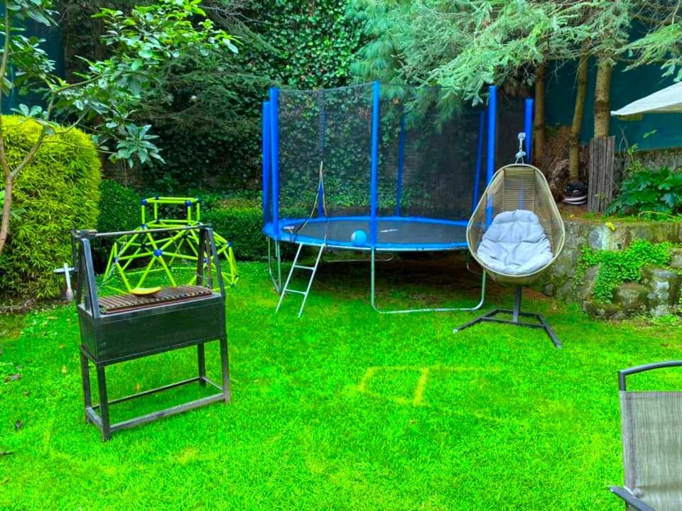 Campsite Tipo Cabana, Rodeado De Bosque